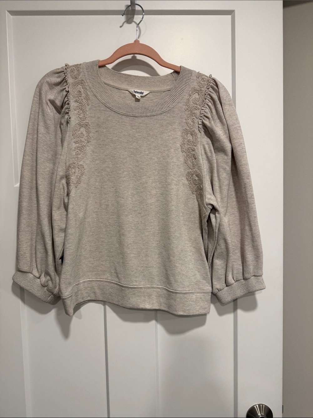 Splendid Collection XS Beige Embroidered Puff Sleeve Sweatshirt